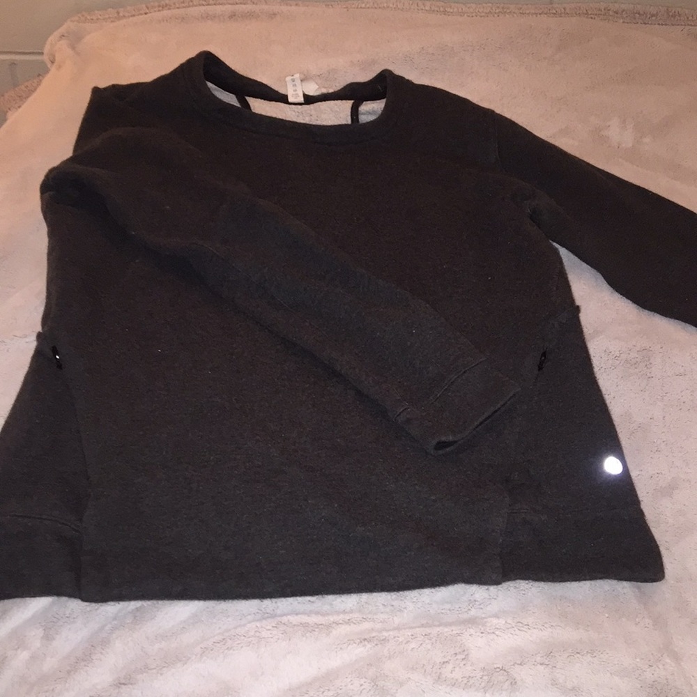 PRICE DROP - Grey Lulu Lemon Crewneck Sweater ✨